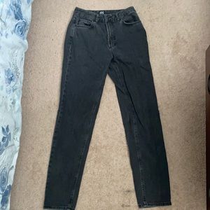 Urban outfitters mom jeans